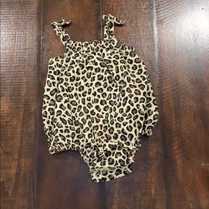 Old navy leopard print bubble